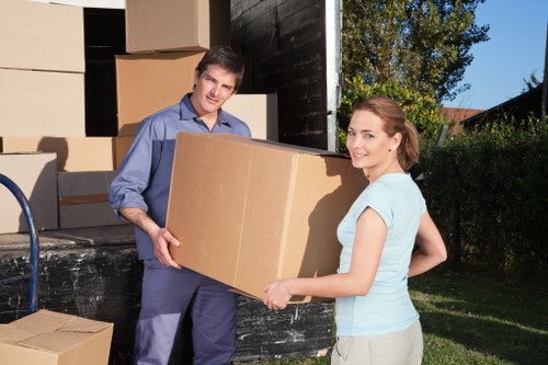 Efficient packing services by Fulham removalists
